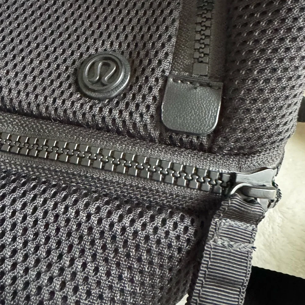 Lululemon Backpack - Picture 10 of 12
